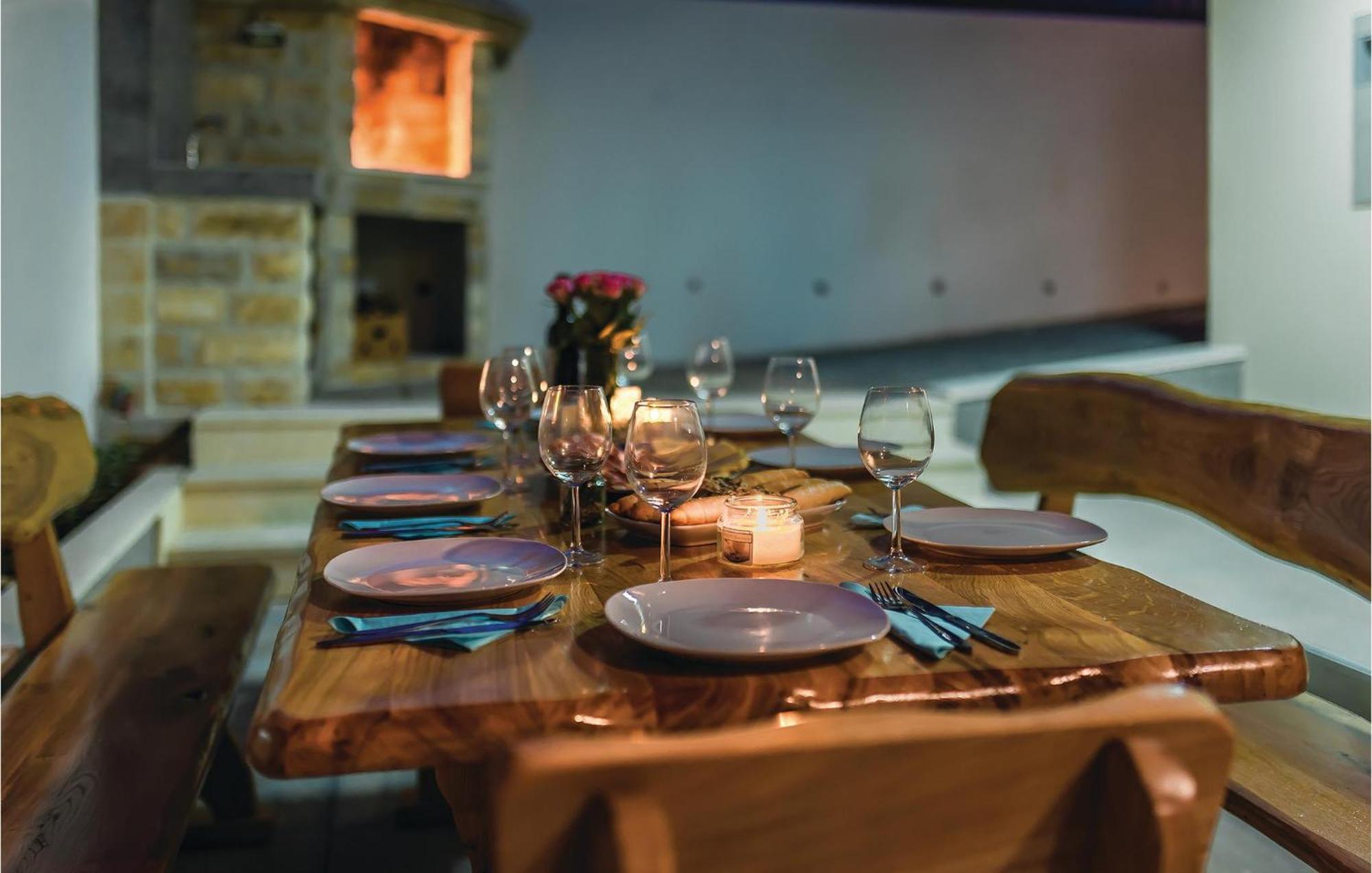 Beautiful Home In Sibenik With Kitchen Eksteriør billede