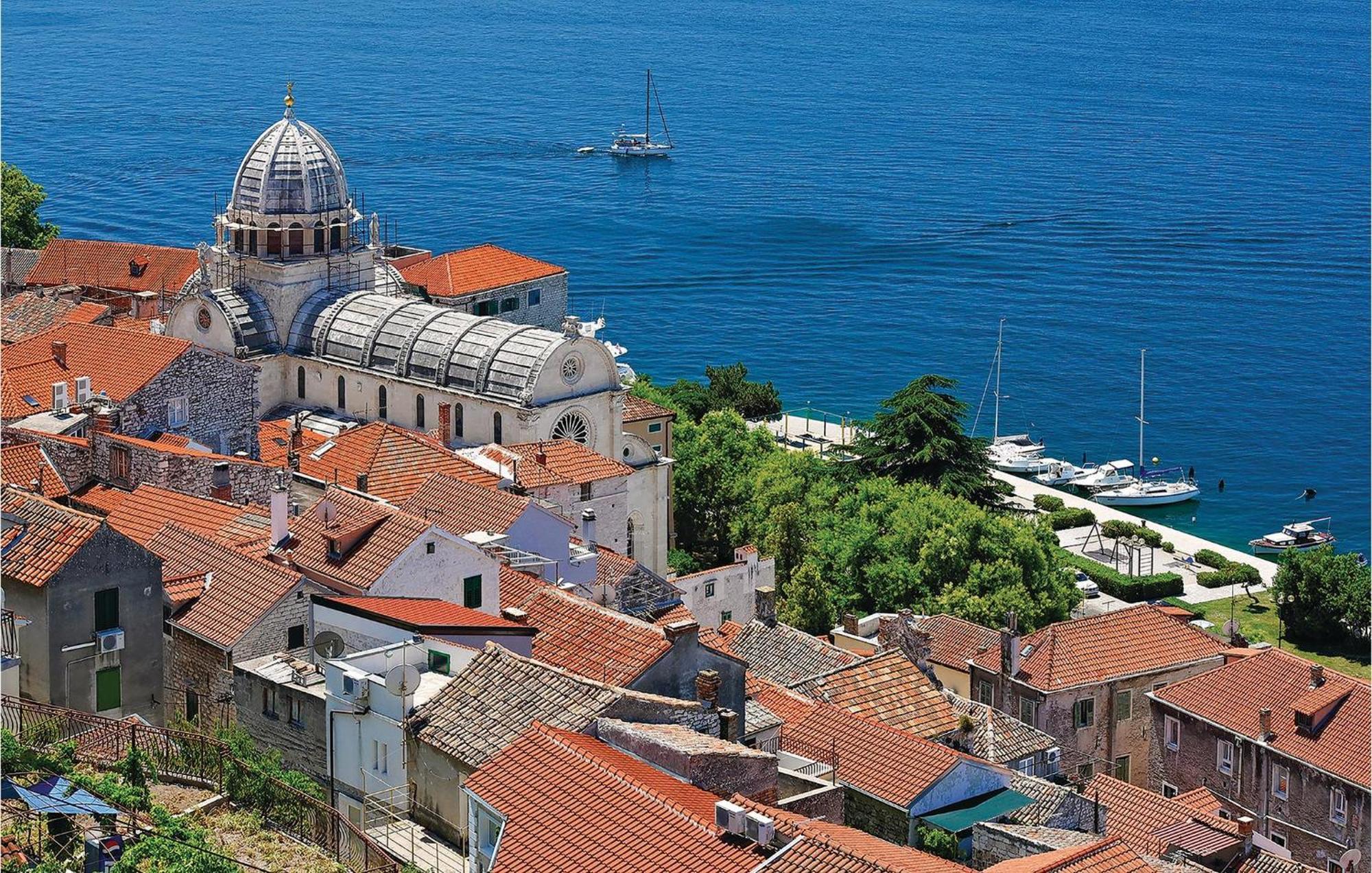 Beautiful Home In Sibenik With Kitchen Eksteriør billede